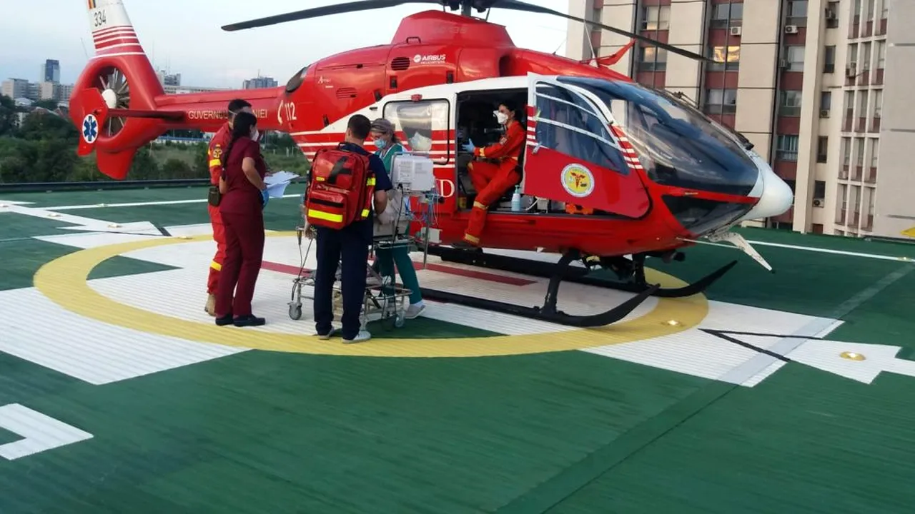 O sută de zboruri pe heliportul de la „Universitar”. Pacientul „100”, un bebeluș de doar două zile / GALERIE FOTO cu elicopterele SMURD în acțiune