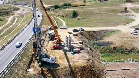 Progrese semnificative pe șantierul Secțiunii 2 a Autostrăzii Sibiu – Pitești. Primii 600 de metri de foraj pentru viaductul de la Boița, realizați