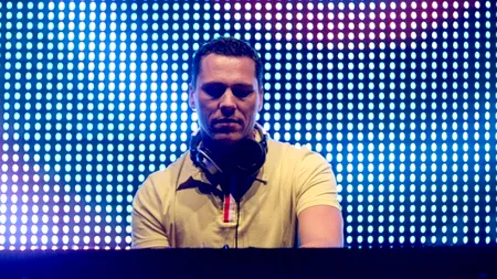 El este cel mai bine plătit DJ din lume