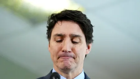 Justin Trudeau nu și-a putut stăpâni lacrimile după ce a dezvăluit în fața presei că a fost INSULTAT la telefon de Donald Trump