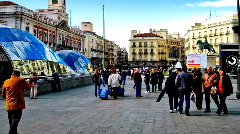 Centrul Madridului a devenit zonă liberă de mașini. Piața Puerta del Sol, transformată într-o imensă zonă pietonală