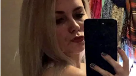 O tânără a postat pe internet un selfie într-o rochie de vară. Detaliul care a făcut-o celebră pe internet. Nu e rochia