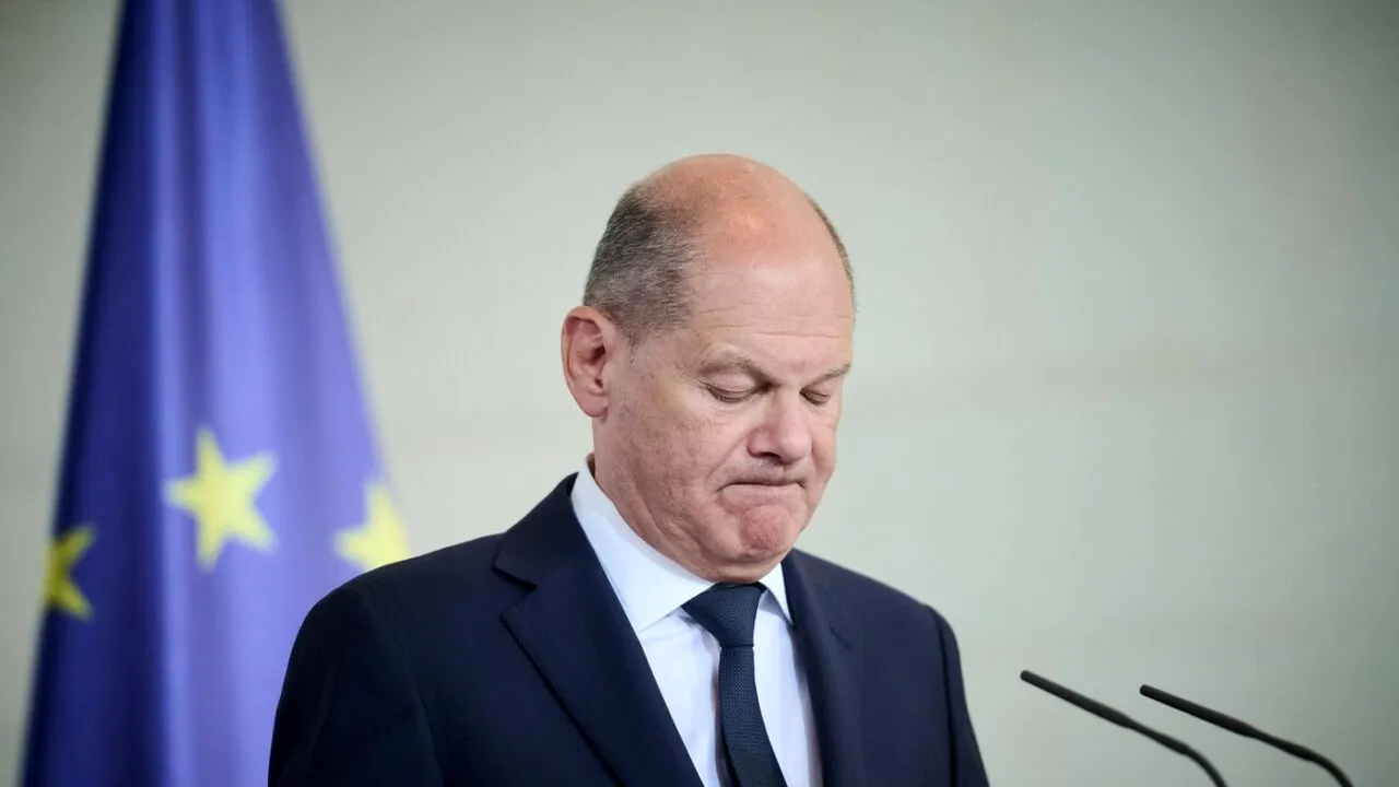 Guvernul Germaniei RESPINGE ideea alegerilor anticipate /SPD insistă că are în continuare majoritate parlamentară