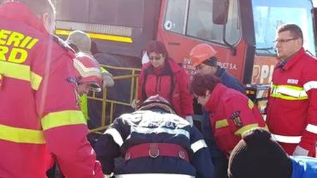 Un bărbat a fost salvat de pompieri la Constanța, după ce a căzut într-o gaură de canal
