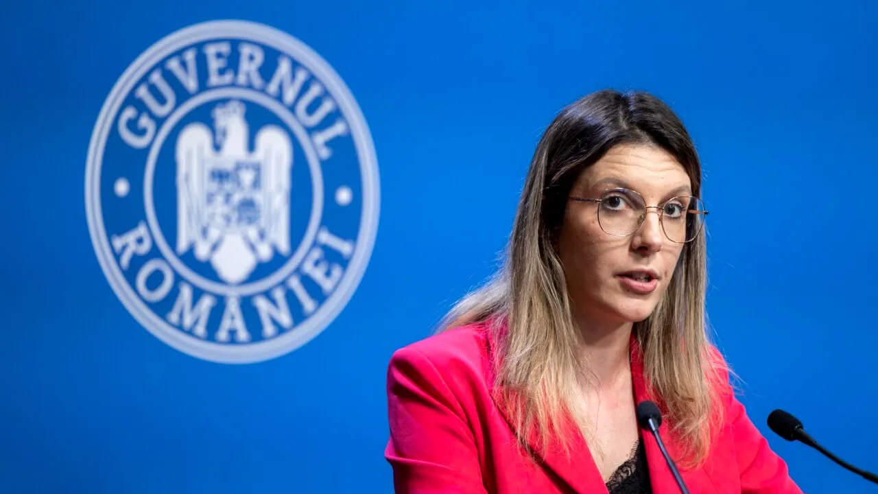 Ședință de urgență la Guvern din cauza episodului de vreme severă. Bucureștiul și sud-estul țării, sub cod portocaliu