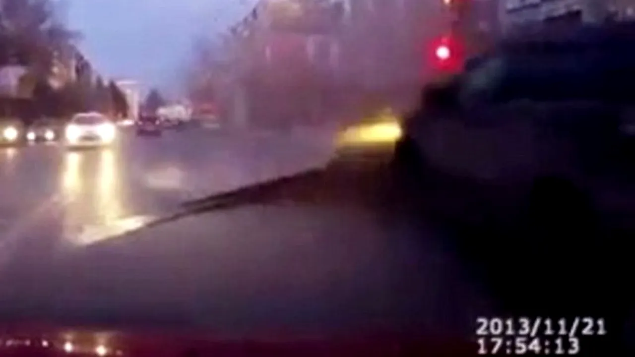 VIDEO: Accident spectaculos în Rusia, după explozia unei conducte