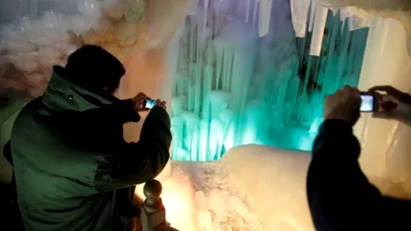 GALERIE FOTO: Imagini spectaculoase dintr-o peșteră veche de peste trei milioane de ani