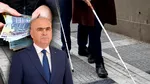 După ce Bolojan le-a ridicat privilegiile, nevăzătorii cer să se reducă taxele pentru persoanele cu handicap grav și accentuat