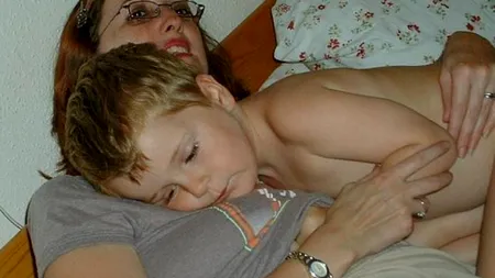 Gest controversat al acestei mame: până la ce vârstă și-a alăptat fiul. „Am vorbit foarte mult cu el despre asta. I-am spus că este decizia lui...