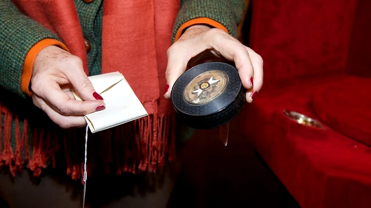 Fragmente din ADN-ul lui Napoleon, incluse într-o serie limitată de ceasuri elvețiene