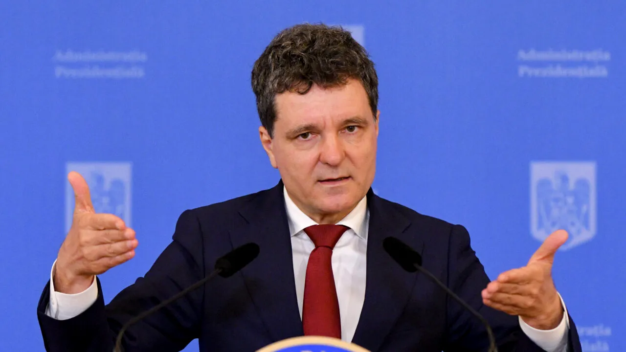 Nicușor Dan a semnat ELIBERAREA din funcție a 96 de magistrați/ Unii ies la pensie chiar de la 1 august