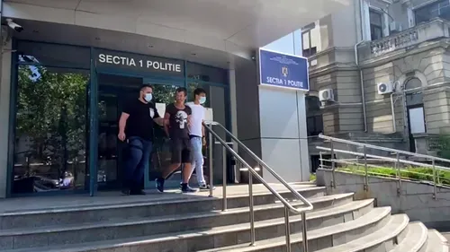 Femeie din București, tâlhărită în propria casă de un necunoscut. Polițiștii au prins un suspect în acest caz (VIDEO)