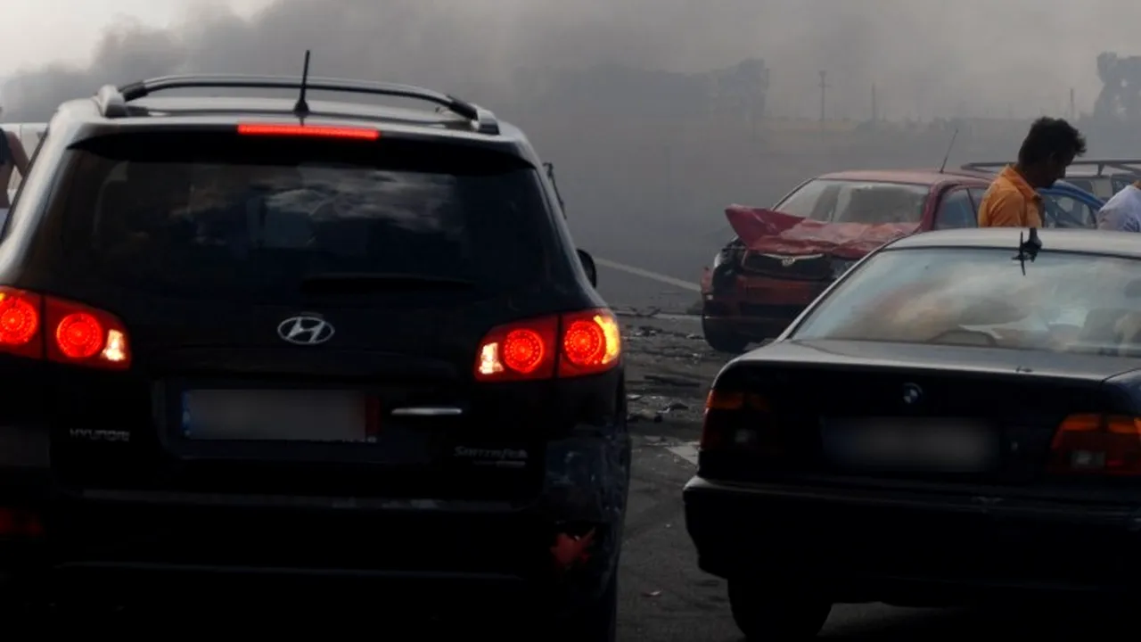 STEAUA - CHELSEA. Aglomerație la intrările în Capitală din cauza meciului Steaua-Chelsea, șapte mașini s-au tamponat