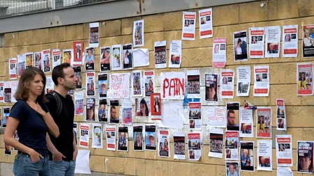 Familiile ostaticilor din Gaza, REVOLTATE: ”Sunt ținuți în subteran, ca niște animale, iar guvernul tratează criminalii cu baclava și medicamente”