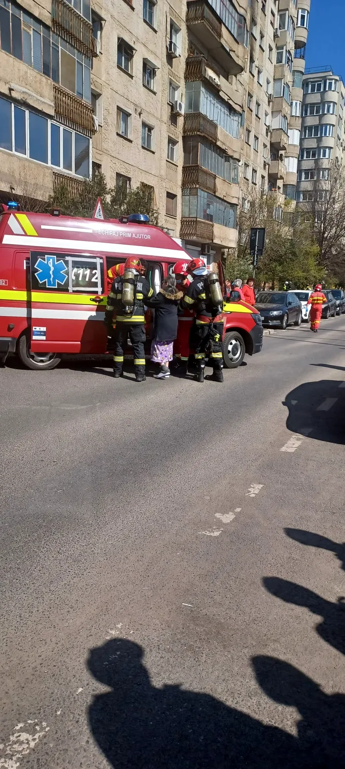 Incendiu în Capitală: 20 de persoane au fost evacuate / Sursa foto: GÂNDUL