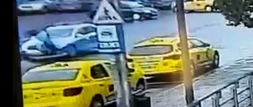 Adolescent din Bacău, lovit pe trecerea de pietoni de o mașină a Poliției. Băiatul a fost transportat, de urgență, la spital