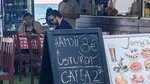 Cum au „explodat” prețurile la Nisipurile de Aur, după trecerea la euro. Cât costă o bere, un porumb fiert, o porție de hamsii și un șezlong