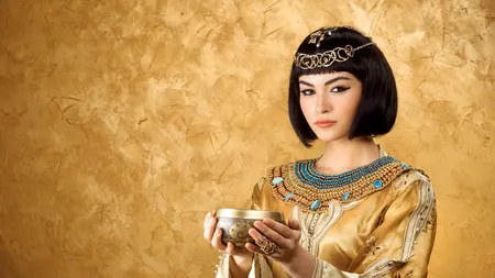 Dieta reginei Cleopatra | Ce mânca la micul dejun, la prânz și la cină
