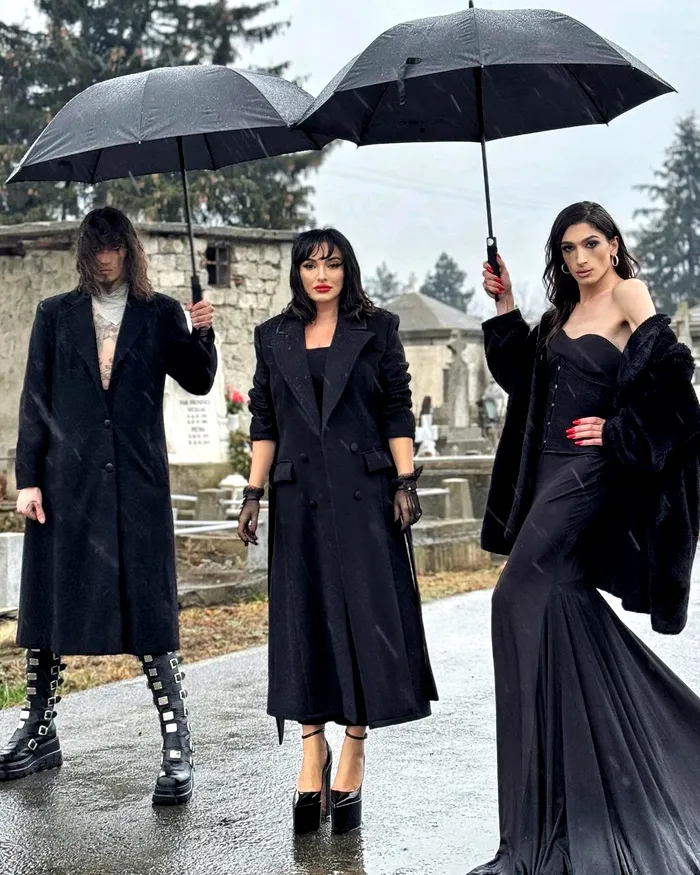 Ana Morodan, ședință foto în cimitir: „Am venit să-mi îngrop trecutul” / Sursa foto: Instagram