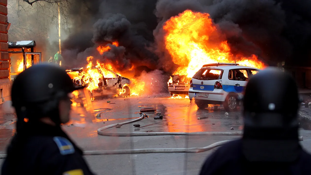 Revoltă în Bosnia-Herțegovina. 