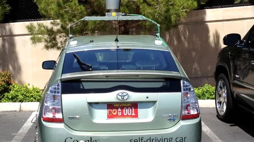 Un vehicul al Google care se conduce singur a fost înmatriculat în premieră în SUA