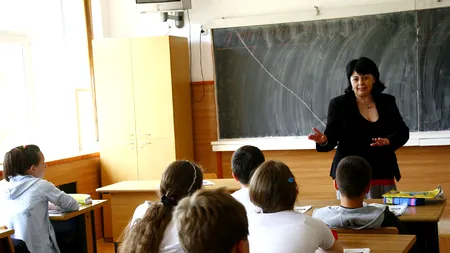 Laptele distribuit la o școală este testat, după ce 5 elevi au prezentat simptome de toxiinfecție