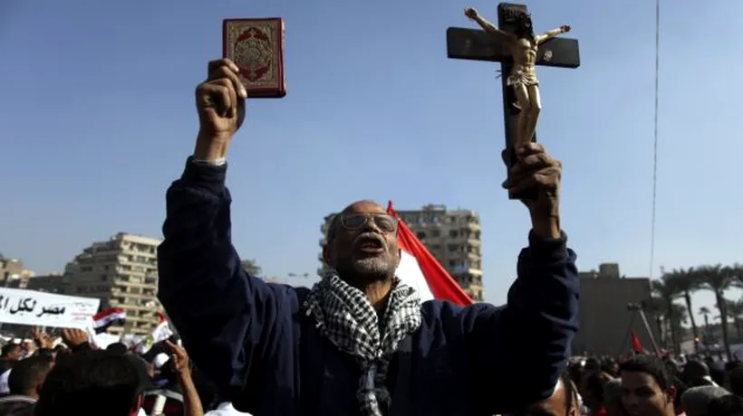 Frăția Musulmană din Egipt, acuzată că plătește bande de huligani pentru a le abuza sexual pe protestatarele din Tahrir