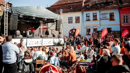 Sighișoara, ultima cetate medievală încă locuită din Europa, marchează începutul verii cu festivalul „Carnaval în cetate”