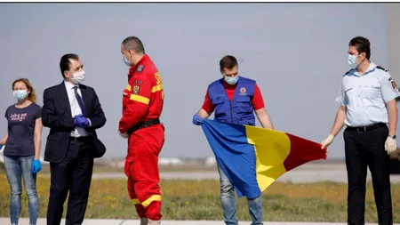 SOLIDARITATE. O echipă de 42 de medici și asistenți medicali au ajuns în R. Moldova să-și ajute colegii în lupta împotriva coronavirusului. La ce valoare se ridică sprijinul României