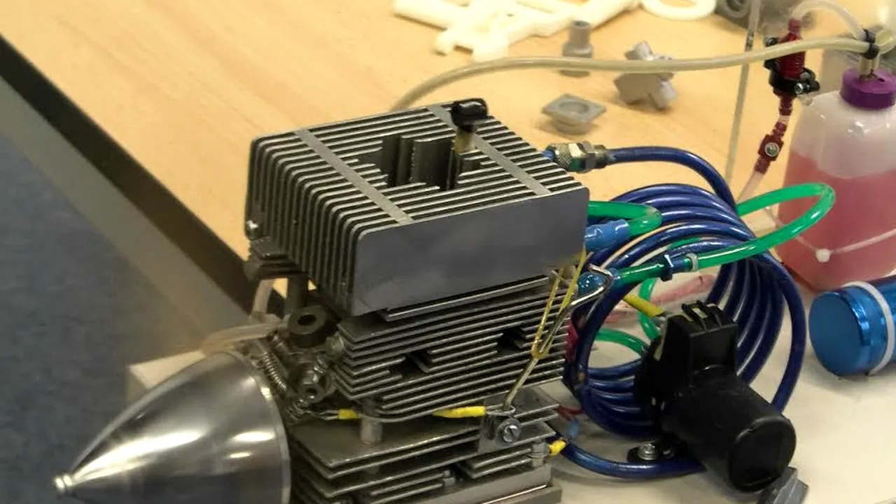 Un român a inventat un motor de avion unic în lume. A fost printat 3D și costă 20.000 de euro