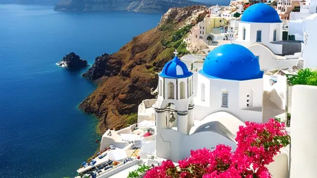 Grecia declară RĂZBOI proprietarilor care închiriază locuințe pe termen scurt. Ce măsuri restrictive vor fi puse în vigoare