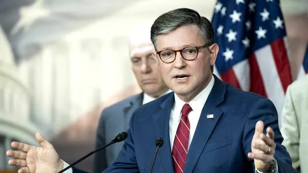 Numărul 3 din guvernul SUA avertizează: Dacă republicanii pierd alegerile din 3 noiembrie, Trump nu va mai putea continua politicile „America First”