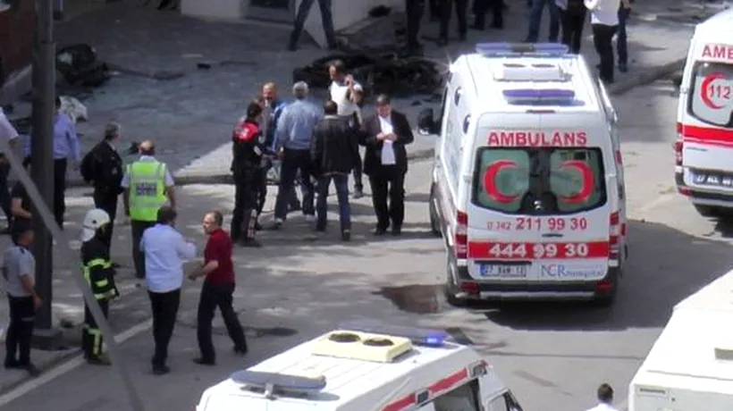 UPDATE. Cel puțin opt morți într-un atentat în Turcia. Explozii puternice lângă o secție de poliție unde erau reținuți lideri pro-kurzi