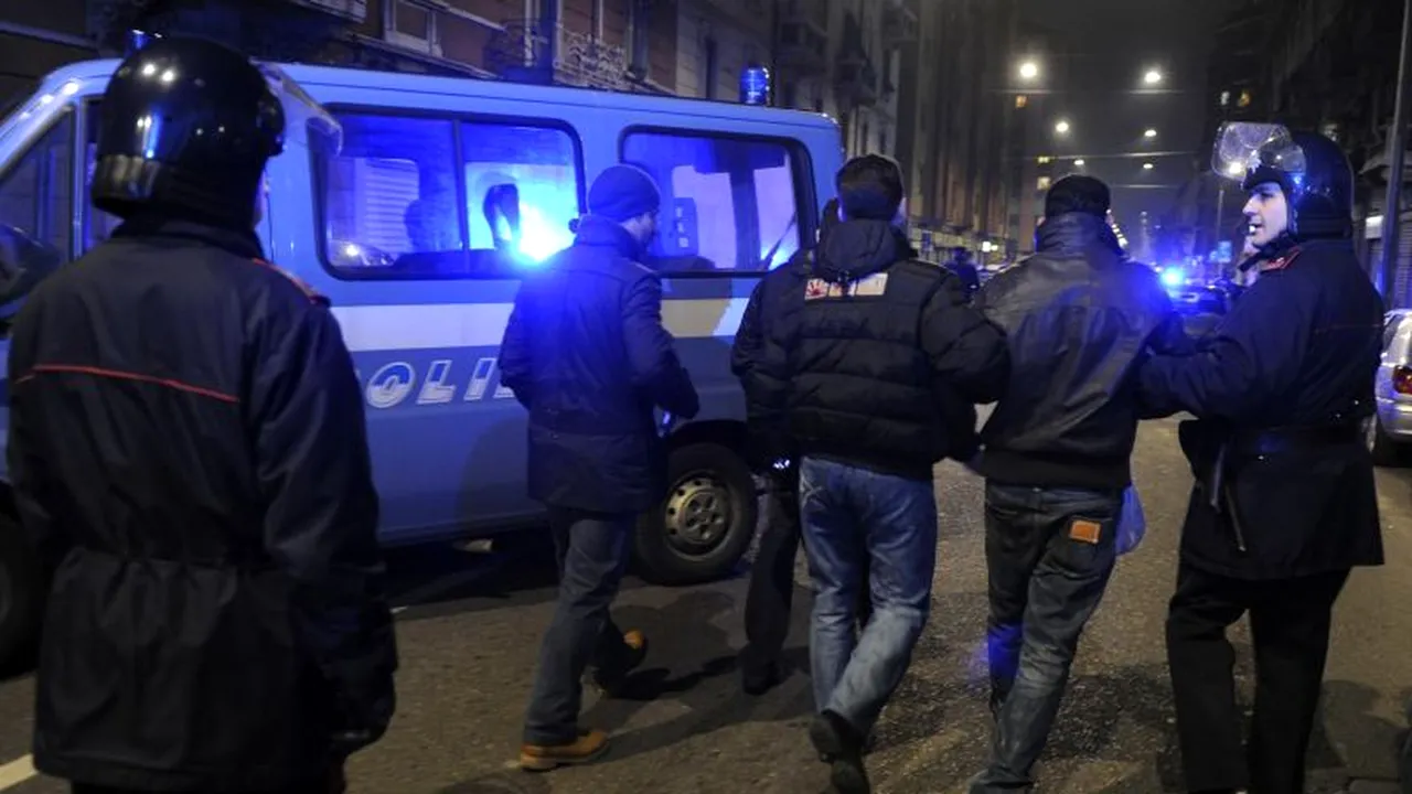 TURIST ROMÂN ATACAT în Napoli, de mai mulți indivizi care au încercat să îl jefuiască