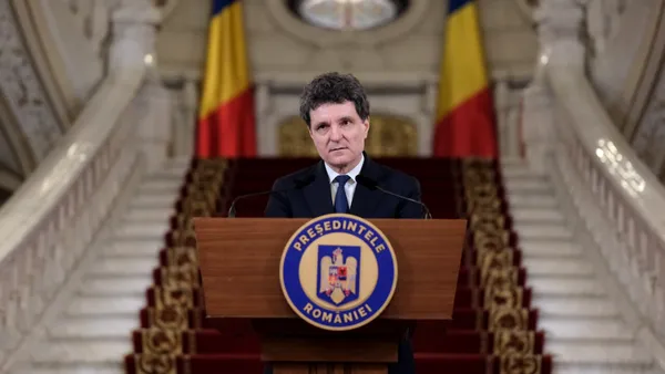 Nicușor Dan, mesaj de Ziua Veteranilor de Război: „În aceste vremuri tulburi, trebuie să fim mai uniți și mai hotărâți”