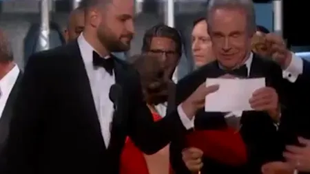 A doua oară va fi cu noroc? După ce au greșit numele câștigătorului premiului Oscar pentru cel mai bun film în 2017, doi actori celebri revin pe scena galei din acest an