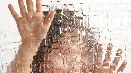 Doi copii dintr-un centru de plasament din Capitală ar fi fost sechestrați și abuzați sexual de același bărbat