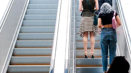 Scările rulante din Pasajul pietonal de la Piața Universității sunt din nou FUNCȚIONALE