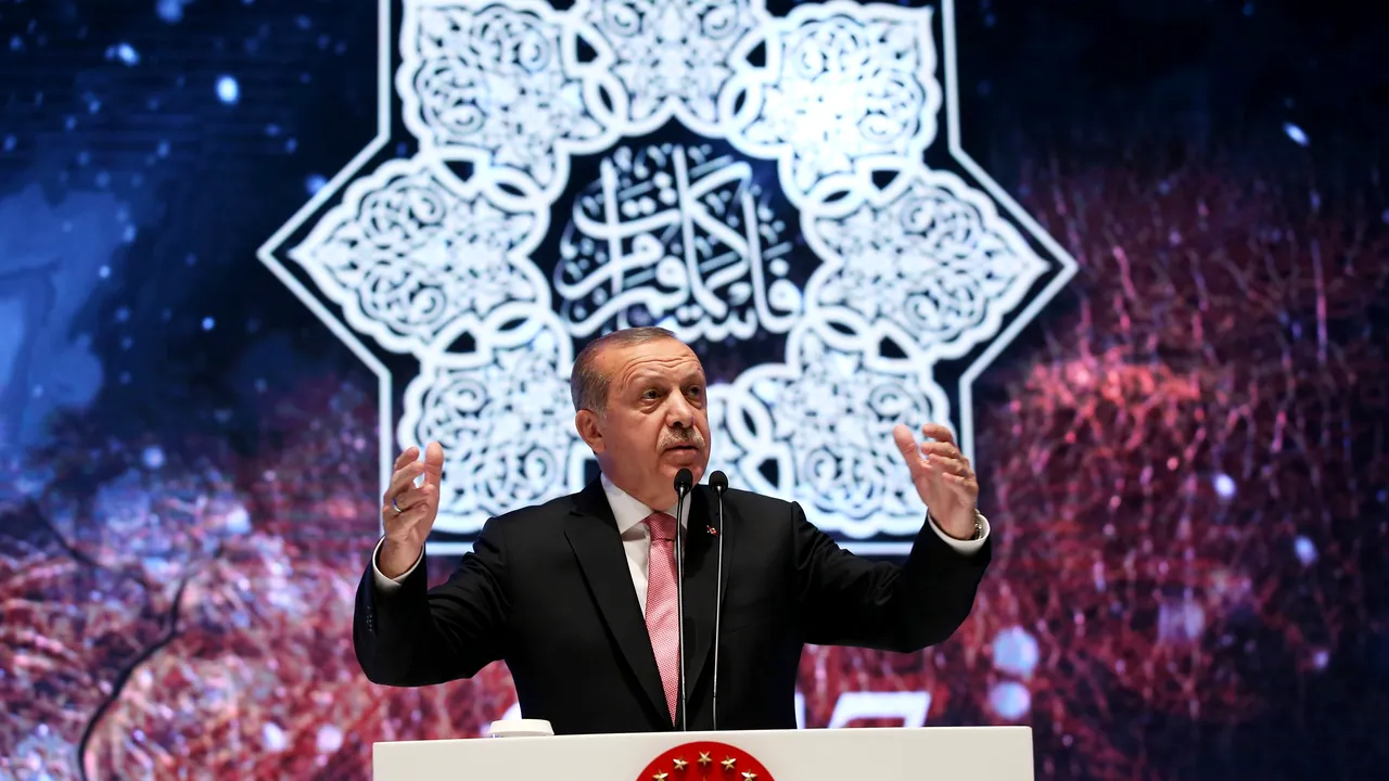 Prima întâlnire între Erdogan și oficialii europeni după referendumul care i-a conferit putere totală