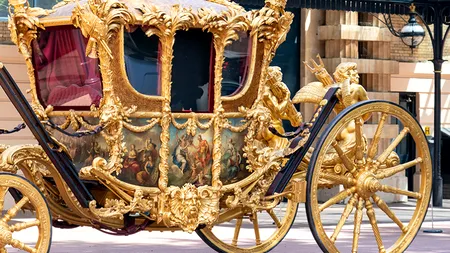 Încoronarea lui Charles al III-lea, o CEREMONIE modernă, cu ținute mai puțin pompoase, ulei vegan și coroană refolosită