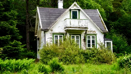 Frauda la care se expun românii care cauta cabane pentru Crăciun și Revelion. Ce trebuie să știți