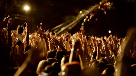 Renumită CÂNTĂREAȚĂ, prinsă la mijloc într-un scandal internațional. Concertul ei, anulat din cauza unui conflict diplomatic între două țări