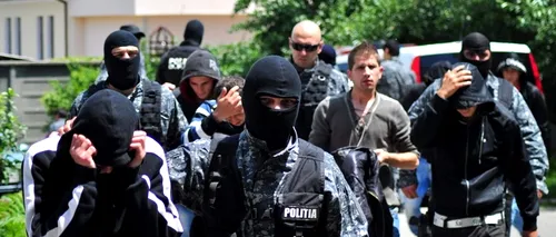 Trei luptători din Craiova sunt acuzați că au racolat peste 200 de băieți, pentru prostituție în Germania