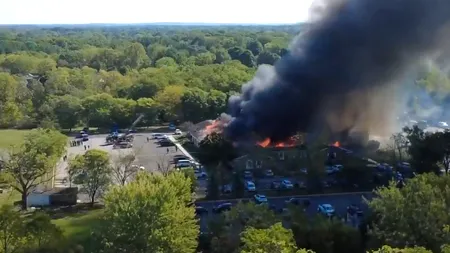 O biserică din Michigan a fost incendiată în urma unui ATAC ARMAT, rezultând 1 mort și 9 răniți. Atacatorul a fost ucis