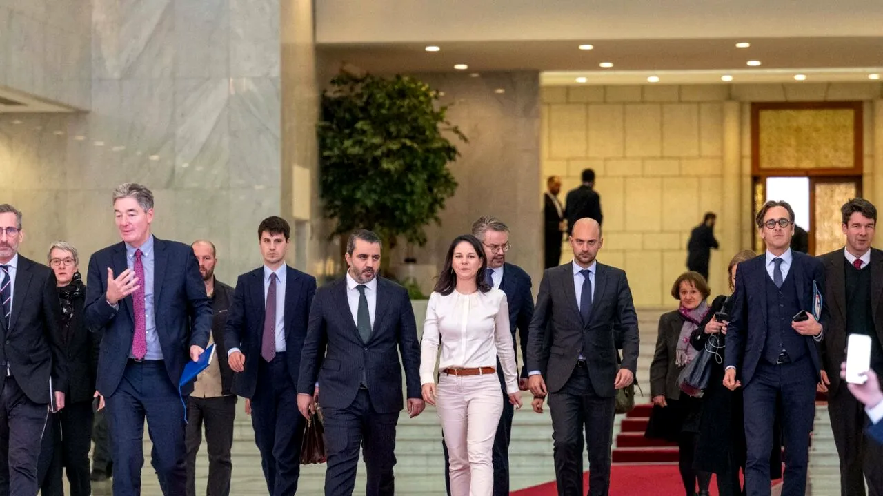 Uniunea Europeană ar putea ridica toate sancțiunile ECONOMICE împotriva Siriei/ „Exprimă dorința regională și internațională de susținere a țării”