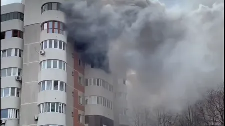 Incendiul de la Constanța. Femeia care s-a aruncat de la etaj a fost înmormântată