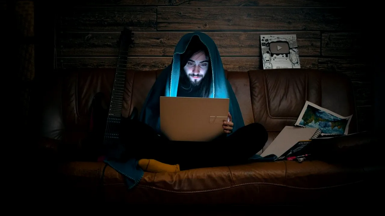 Interviu cu Nicu Mihai: artist, desenator, animator, muzician, fotograf și, de multe ori, vlogger