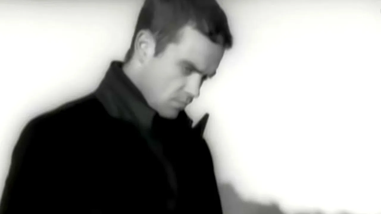 Robbie Williams, infectat cu COVID-19! Artistul s-a izolat cu familia în Caraibe