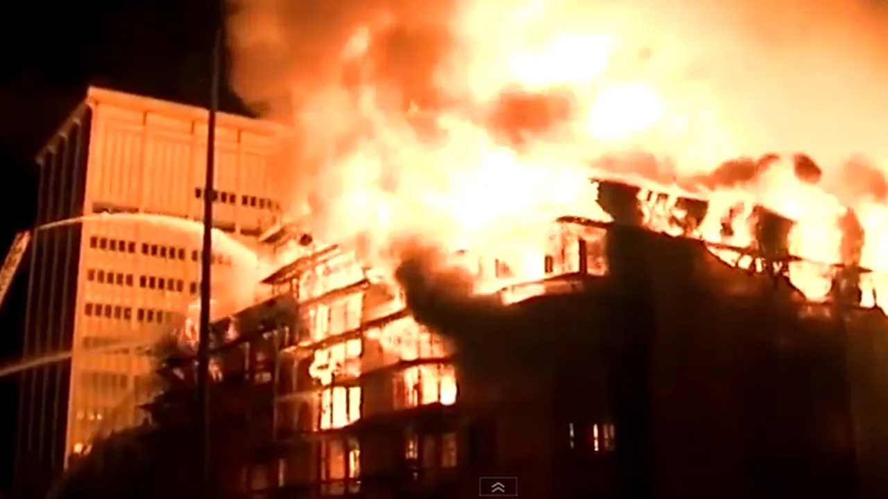 Incendiu masiv în centrul orașului Los Angeles