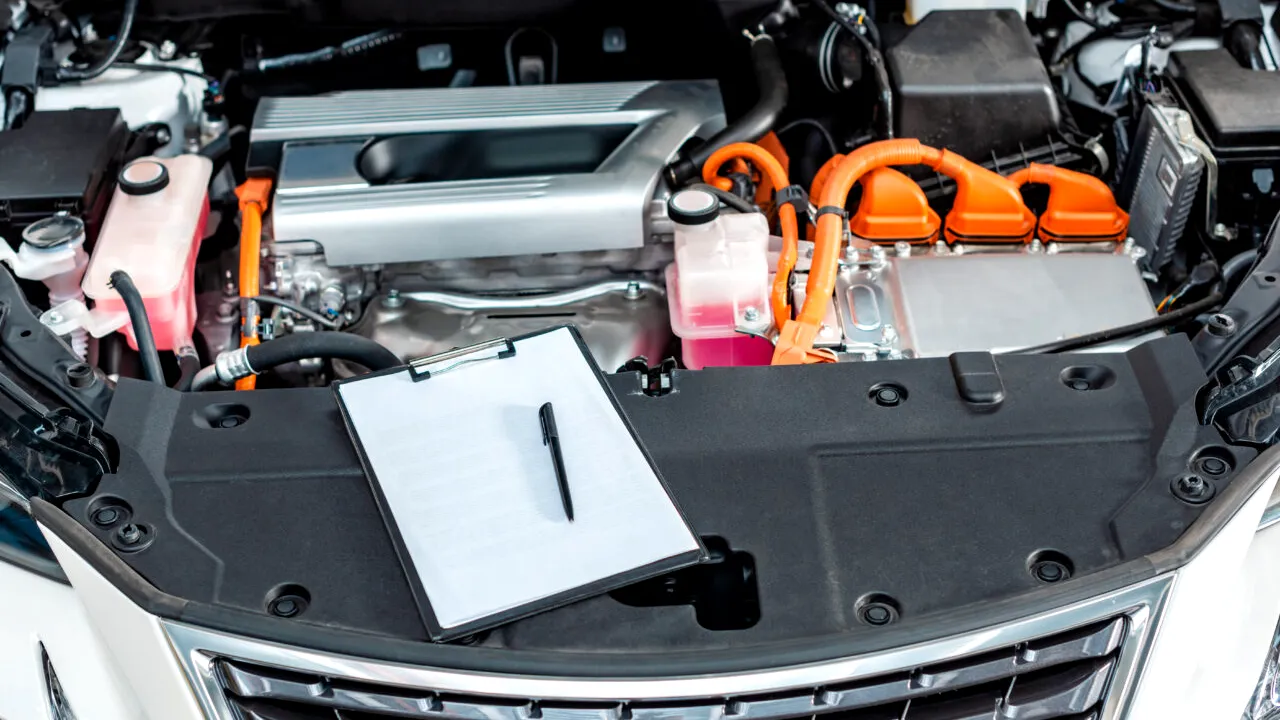 Inginerii britanici au inventat bateria de mașină care se poate încărca în 18 secunde. Invenția a fost omologată